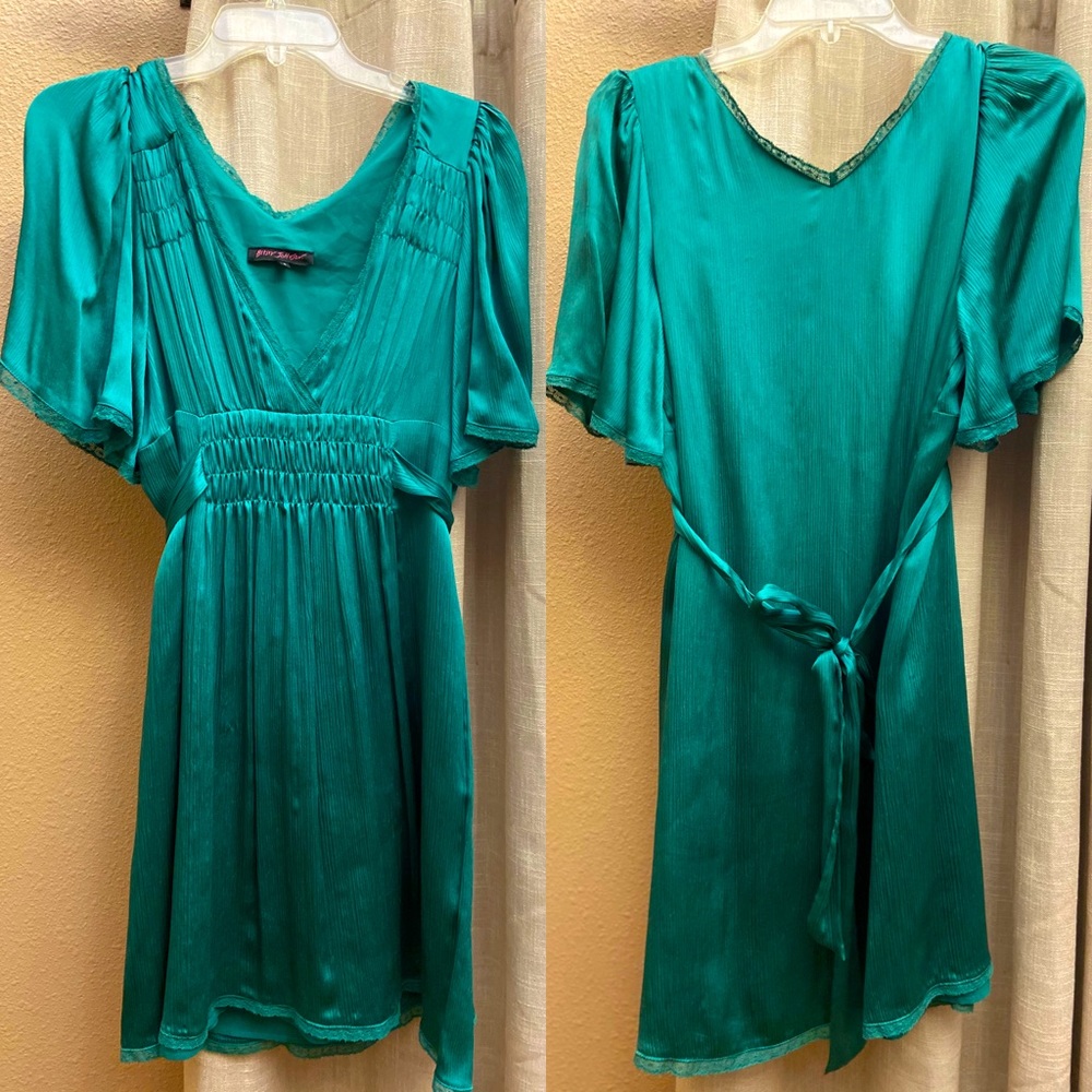 Betsy Johnson emerald mini dress